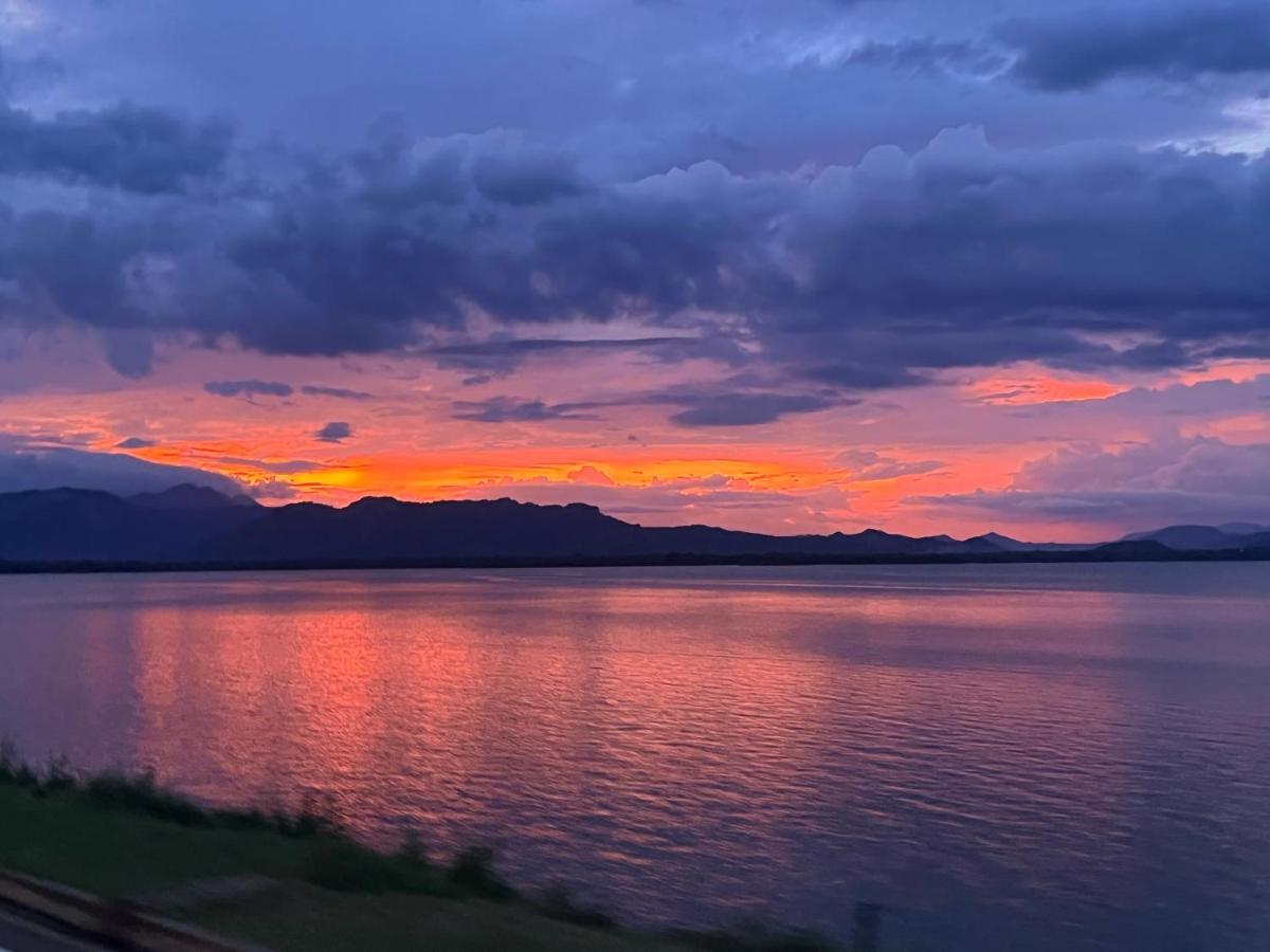 Tanzanite Place Тангалла Экстерьер фото